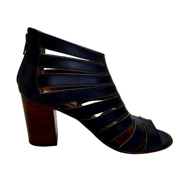 Steve Madden Strappy Sandals Blue Leather Cage Bootie Heels Vendetaa Womens 7.5B - Picture 1 of 10